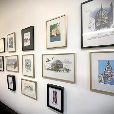 Hypercentre 2 Au Calme Avec Joli Patio Privatif *