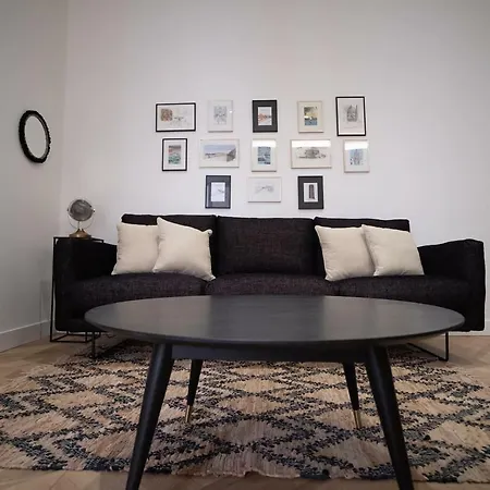 Hypercentre 2 Au Calme Avec Joli Patio Privatif * Nantes