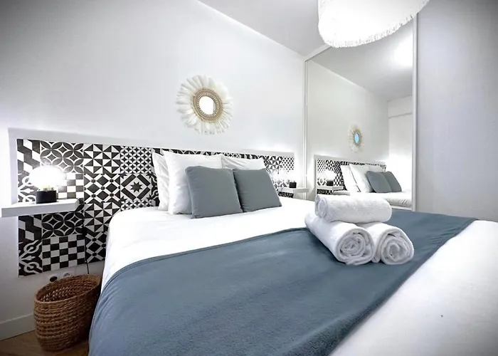 Hypercentre 2 Au Calme Avec Joli Patio Privatif Apartment *