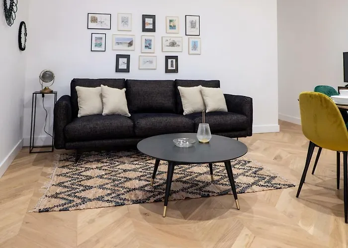 Hypercentre 2 Au Calme Avec Joli Patio Privatif * Ναντ