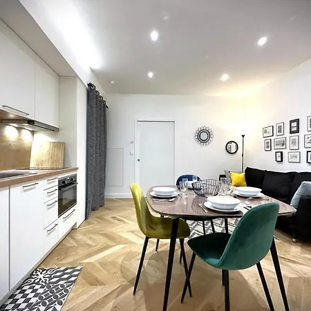 Apartament Hypercentre 2 Au Calme Avec Joli Patio Privatif *