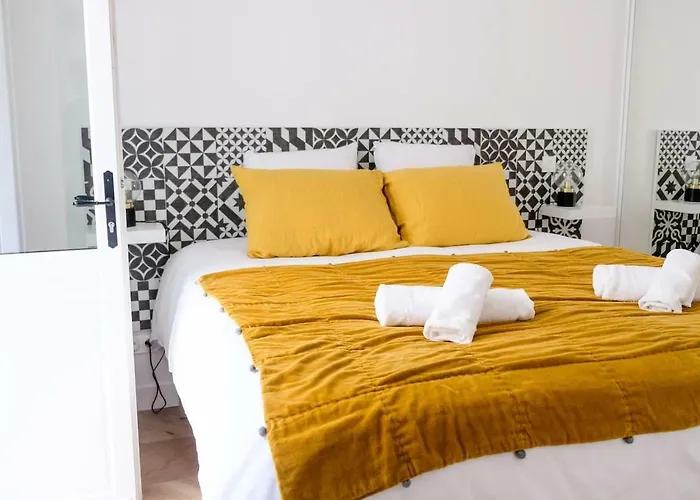 Hypercentre 2 Au Calme Avec Joli Patio Privatif Apartamento *